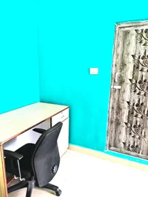 Deluxe AC room ,3Cots ,Miot,DLF,C Trade center,L&T - Image 4