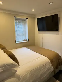 Cute & Cozy - 1 double bedroom guesthouse - Image 2