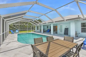 Privater Pool & Schritte zum Ozean: Insel-Strandhaus! - Image 3