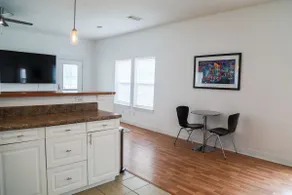 A Cheerful One bedroom home in Downtown Pensacola - Image 5