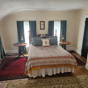 Spacious Private Guest Suite near Colgate - Image 4