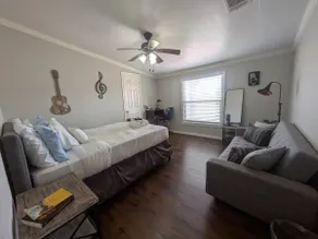 Country cottage at Dusty Feathers Ranch - Image 4