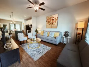 Valdosta Oasis: 2BR 2.5 BA Townhouse near VSU - Image 5