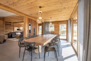 Familienfreundliches Chalet mit Sauna, Grill und privatem Pool | Nah am Skifahren | Perfekt für die Arbeit von Zuhause - Image 2