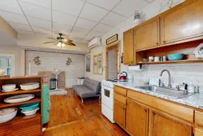 1BR Lakefront Dog Friendly | Dock - Image 5