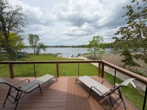 The Cheerful Lake House at Crane Cove - Image 3