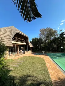 Country Escape at Kariki Villa - Image 2