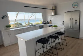 Stunning Kangaroo Island beach house 180° sea view - Image 5