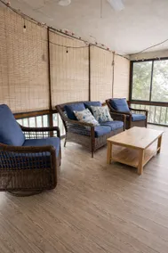 Elegant 3-Bedroom Condo in Lewes with Pond Views - Image 2