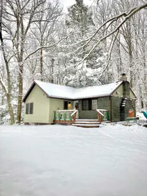 Charming Wooded Nature Cottage near everything - Image 2