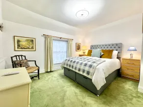 Easy access to Cambridge, Ely and Norwich - Image 2