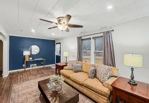 Capital Casa. 3 bedrooms/2 baths. Quiet/Relaxing! - Image 5