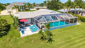 Florida Waterfront 3/2 Dock Heated Pool Boat Beach - Image 3