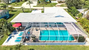 Florida Waterfront 3/2 Dock Heated Pool Boat Beach - Image 2