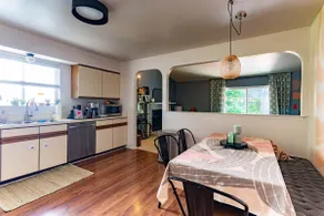 Art-Filled Ann Arbor Home, Walk to Stadium - Image 5