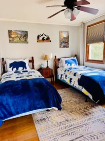 Cozy 2 BR Mtn. Cabin Getaway in Linville Falls, NC - Image 3