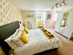 Llangollen Railway & Riverside Retreat - Image 4