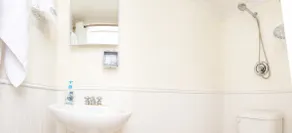 Caretakers Apartment-Split level Full Bed with European Bath Pet Friendly fee applies - Image 5