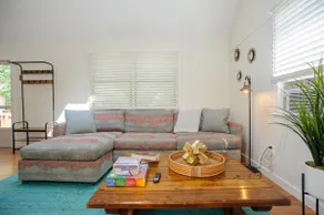 Oak Bluffs 4BR • 5 Min Drive to Downtown - Image 3