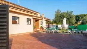 Villa in Godelleta - Image 4