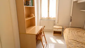 Spacious Apartment in Pescara, 120 m², Ideal for Families - Image 2