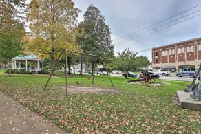 Pet-Friendly Home - 1/2 Mi to Downtown Willoughby! - Image 3