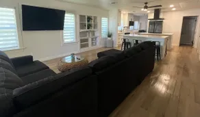 Wanderlust Home (65” Smart TV & All King Beds) - Image 4