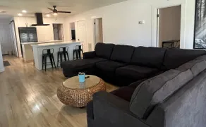 Wanderlust Home (65” Smart TV & All King Beds) - Image 3