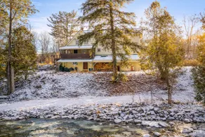 Connor Brook Farm - Riverfront Home with Hot Tub - Image 5