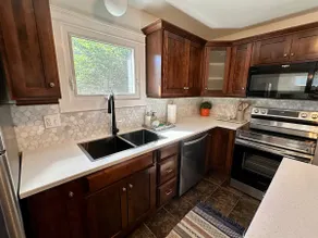 Hideaway on Grafton - 3 Bdr Gem in Downtown C'Town - Image 3