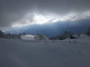In the heart of nature with an unique view - Image 5