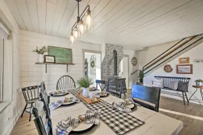 Grand Porch & Peaceful Setting! Luna Farmhouse - Image 2