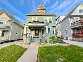 Charming 4BR 2ba Buffalo Home by Parks, DT, Fun, Save Weekly & monthly. - Image 2