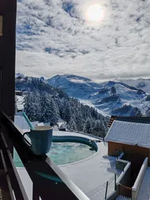 Le Cocon Bleu, panoramic view of the mountains - Image 5