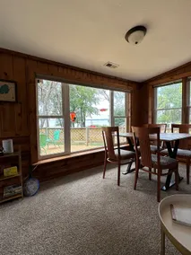 Hummingbird Haven Cottage on Lake Koshkonong - Image 5