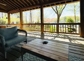 Waterfront Cabin: beach, kayaks, hot tub & firepit - Image 3