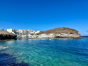 Exclusive Beach Hideaway in Tufia - Image 2