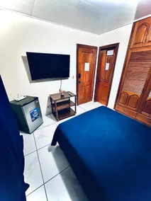 Guest Suite in an Excellent Location - Image 2