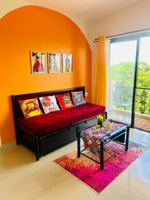 Stylish 1BHK- Comfy Bed, Clean Washroom & Wi-Fi - Image 3