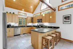 Pet Friendly, Fireplace, Hot Tub, Outdoor Firepit - Image 3