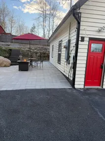 Cozy Modern Home  - Image 2