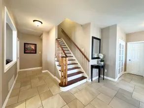 Aurora Executive Upscale Residence - 3bedrooms, 3.5bathrooms - Image 4