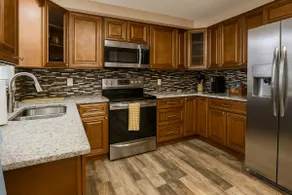 Remodeled 2BR Near Gulf Beaches Fast Wi-Fi - Image 2