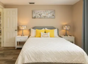 Remodeled 2BR Near Gulf Beaches Fast Wi-Fi - Image 5