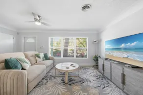 Spacious 4bdr 3bath House with Heated Pool near Downtown - Image 5