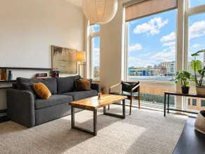 Modern Luxury 1BR Apt with Rooftop, Gym, and Parking - Image 3