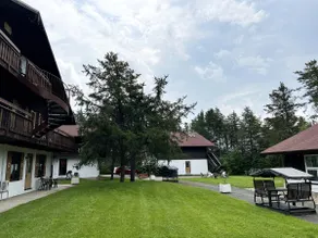 [202] View on the Mont-Ste-Anne Condo 1 bedroom - Image 2