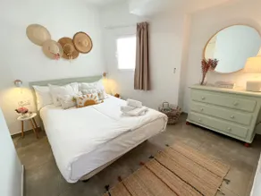 Reception Weybeach's Apartments, Double bed apart. - Image 2
