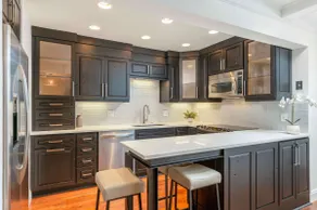 Updated 3BR, 3BA, 1 Block from Gondola! - Image 4