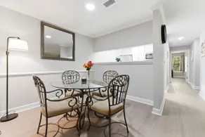 EXCLUSIVE 2 Bedroom Cozy Unit in Atlanta! - Image 2